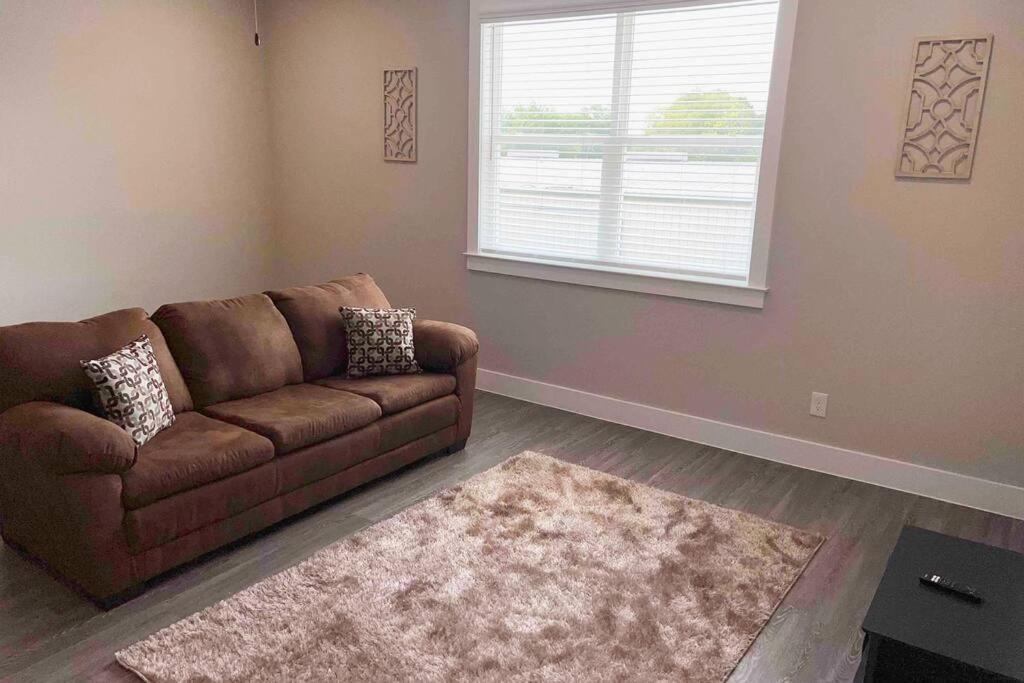 Welcome To Our Spacious 2-Bedroom 2-Bathroom Located In The City Of Houston, Texas! 외부 사진